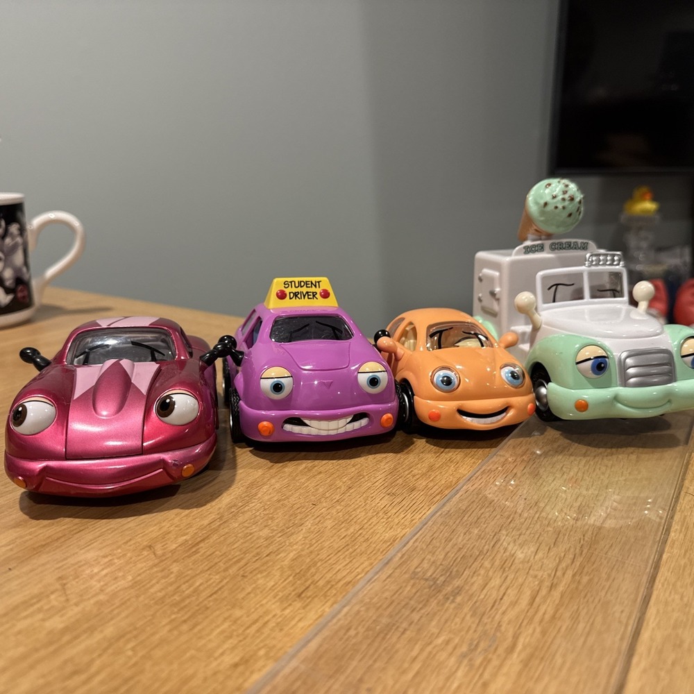 VTG Chevron Cars X4 USED No Box